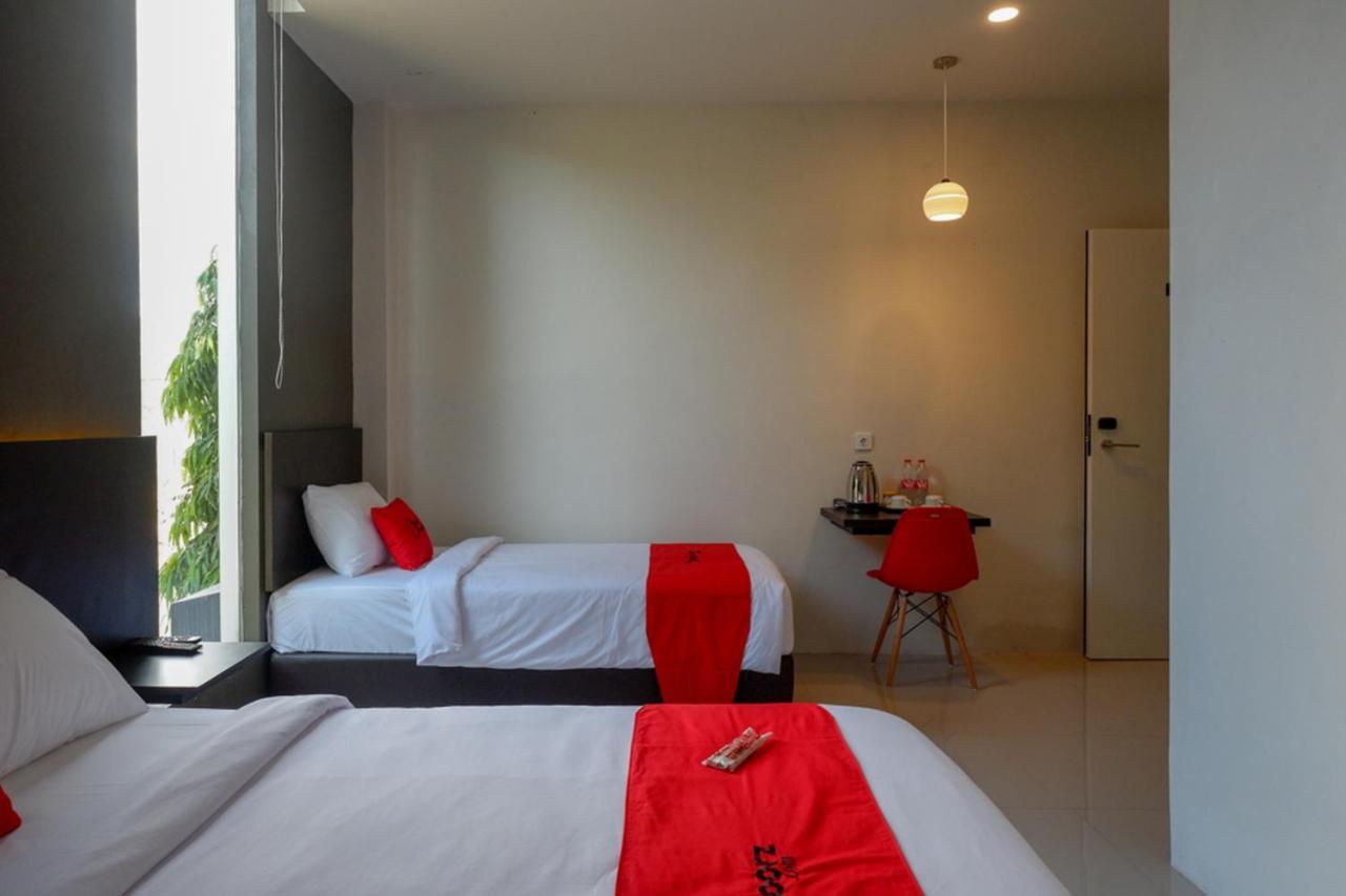 Reddoorz Plus Near Solo Baru Экстерьер фото