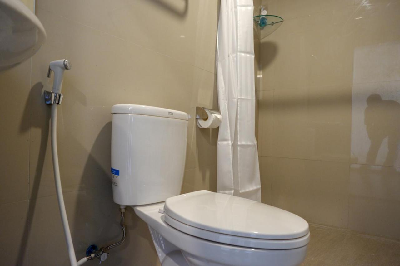 Reddoorz Plus Near Solo Baru Экстерьер фото