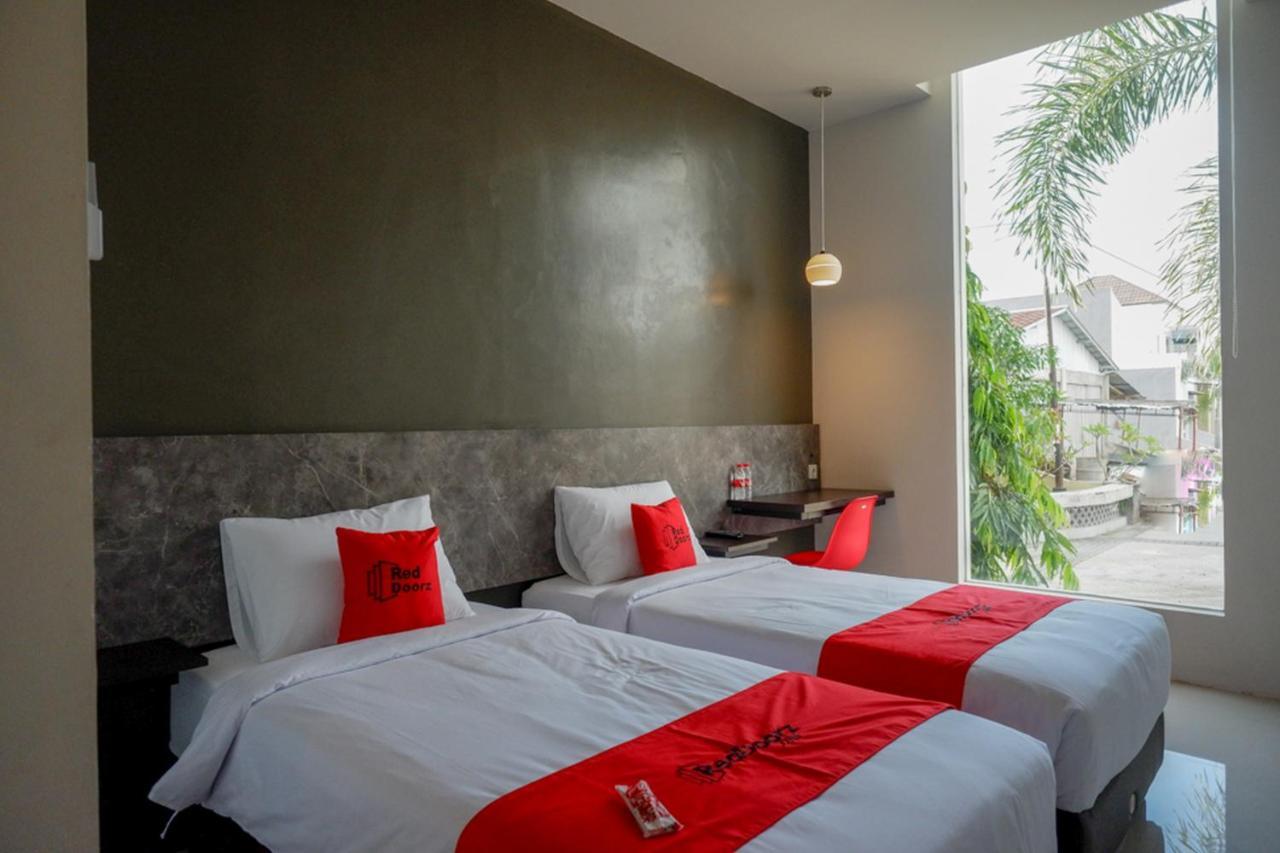 Reddoorz Plus Near Solo Baru Экстерьер фото